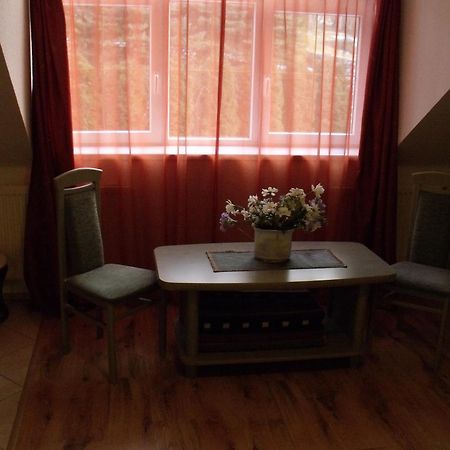 Zoeld Sziget Vendeghaz Hotel Eger Ngoại thất bức ảnh