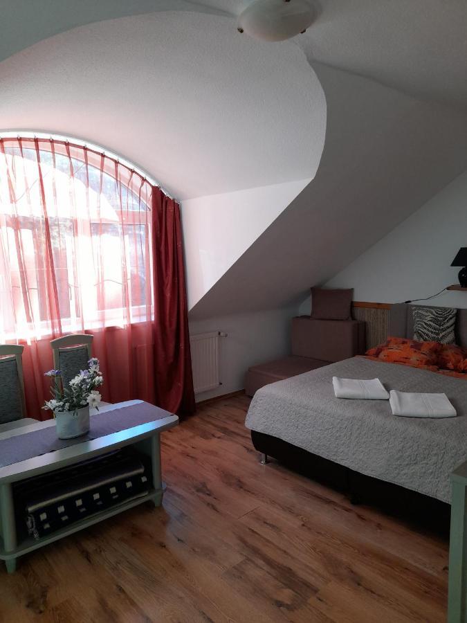 Zoeld Sziget Vendeghaz Hotel Eger Ngoại thất bức ảnh